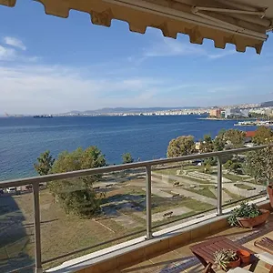 Seafront Family & Free Parking, The Cruiseflat Apartment Thessaloniki